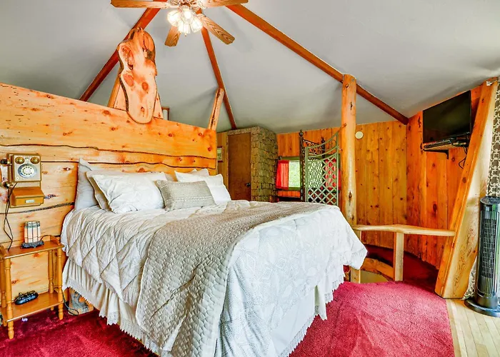 'snowflake Cabin' - Mins To Cody & Red Lodge! *