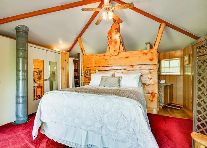 Holiday home 'snowflake Cabin' - Mins To Cody & Red Lodge! Clark