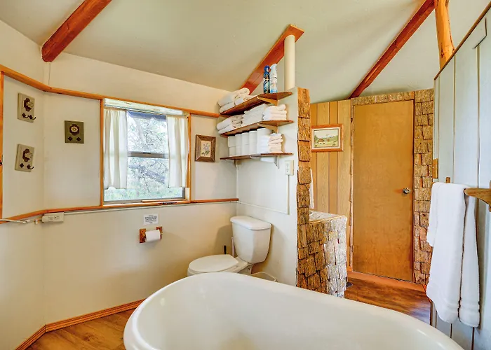 'snowflake Cabin' - Mins To Cody & Red Lodge! *